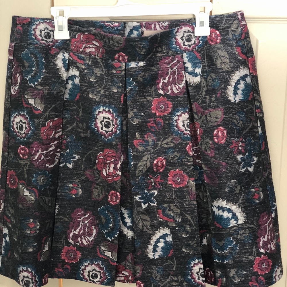 Floral Pleated Skirt